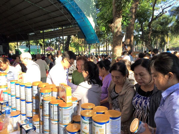 Vinamilk tiếp tục hành trình chăm sóc sức khỏe cho người cao tuổi trên cả nước - ảnh 2