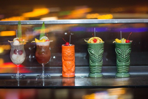 Khám phá bữa tiệc lấp lánh đêm Noel ở sky bar cao nhất Đà Nẵng - ảnh 5