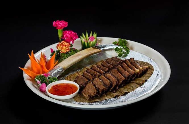 Ưu đãi ngập tràn đêm Giáng sinh tại nhà hàng Hải Cảng Novotel Đà Nẵng - ảnh 5