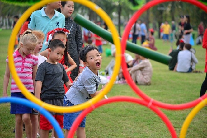 Giáng sinh độc đáo có “1-0-2” của cư dân Vinhomes Central Park - ảnh 1
