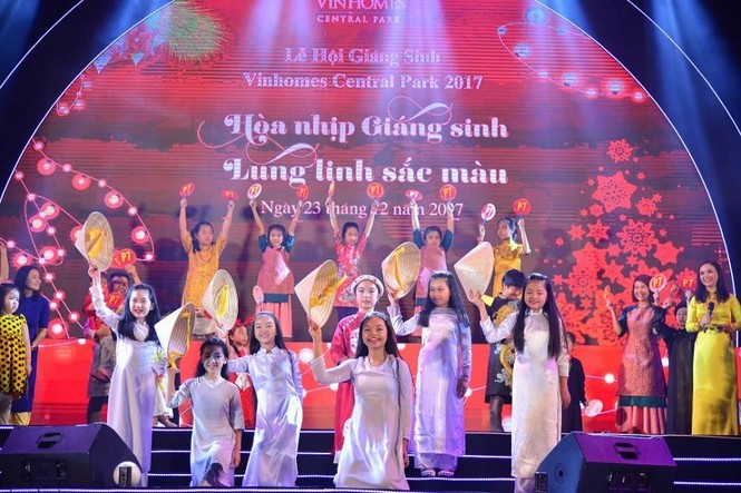 Giáng sinh độc đáo có “1-0-2” của cư dân Vinhomes Central Park - ảnh 3