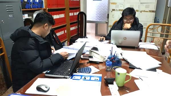 Những 'lính thợ' thầm lặng - ảnh 4