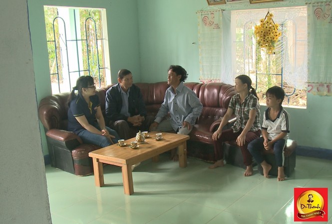 'Cặp bò vàng' của Trà thanh nhiệt Dr Thanh giúp các hộ khó thoát nghèo - ảnh 2