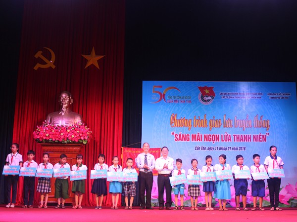 Sáng mãi ngọn lửa thanh niên - ảnh 2