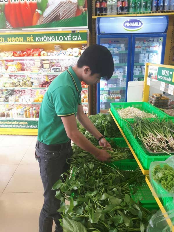 18 tuổi: cặp song sinh làm quản lý siêu thị bán hàng tiêu dùng có tiếng - ảnh 2