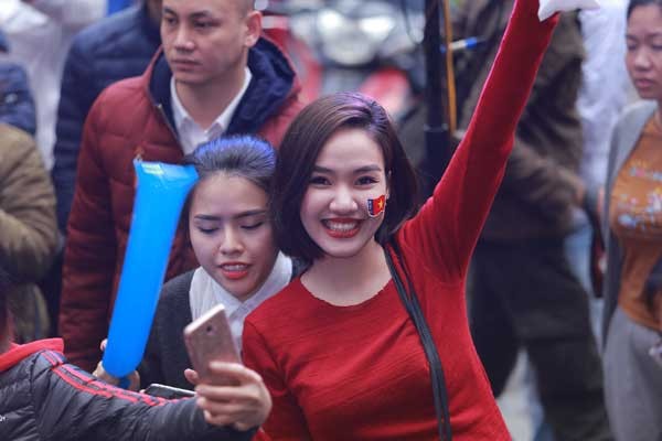 Ngân hàng Quốc dân NCB tiếp lửa cho U23 Việt Nam giành cúp vô địch - ảnh 2