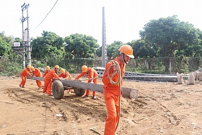 Điện lưới quốc gia về vùng sâu, vùng xa - ảnh 1