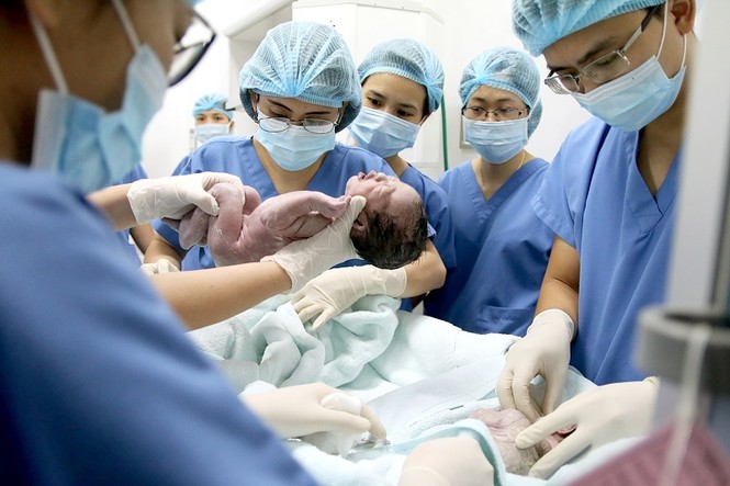 Bệnh viện Phụ sản Trung ương triển khai hợp tác với Vinmec Hạ Long - ảnh 1