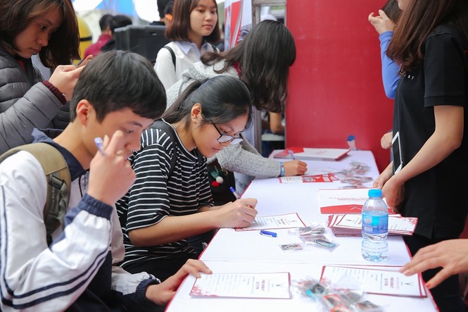 Trung tâm đào tạo miễn học phí, trả lương cho sinh viên gây “sốt” - ảnh 3