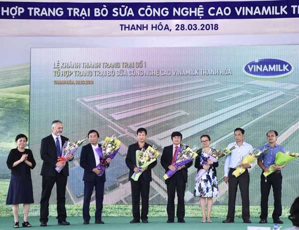 Khánh thành trang trại bò sữa công nghệ cao Vinamilk tại Thanh Hóa - ảnh 6