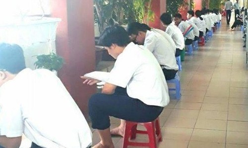 Trường học có nam sinh tự tử: Nổi tiếng về kỷ luật thép - ảnh 2