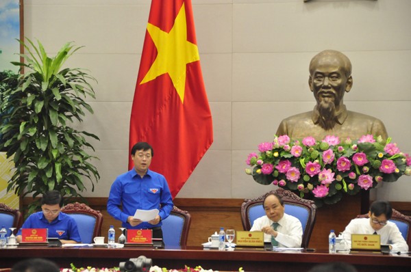 Giải đáp nhiều vấn đề liên quan đến người trẻ - ảnh 1
