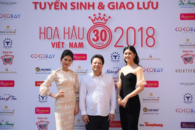 Đông Nhi khuấy động sân khấu trường ĐHKHXH và Nhân văn - ảnh 3