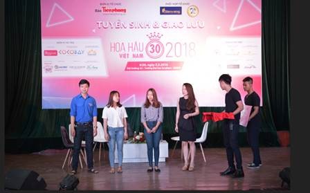 Sinh viên ĐH Sư phạm Đà Nẵng đã có một ngày tưng bừng cùng HHVN 2018 - ảnh 7