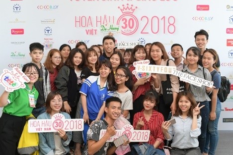 Sinh viên ĐH Sư phạm Đà Nẵng đã có một ngày tưng bừng cùng HHVN 2018 - ảnh 15