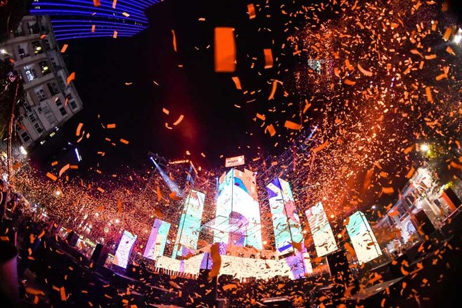 Ravolution Music Festival By Jetstar khuấy đảo phố đi bộ Nguyễn Huệ - ảnh 5