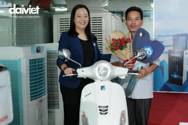 Daikio/Nakami trao thưởng xe máy Piaggio cho khách hàng đợt 2 - ảnh 2