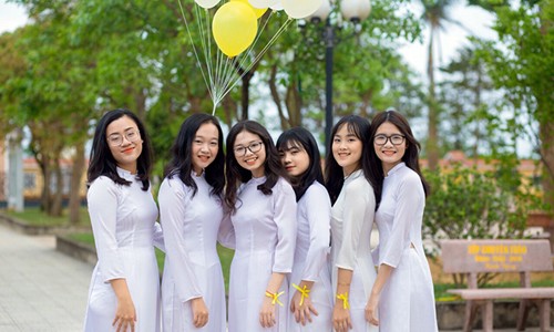 Thí sinh giải 3 Khoa học Kỹ thuật cấp Quốc gia đăng ký NV1 ĐH Duy Tân - ảnh 2