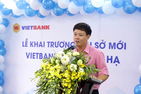 Hàng trăm quà tặng cho khách hàng Vietbank dịp mở phòng giao dịch mới - ảnh 1