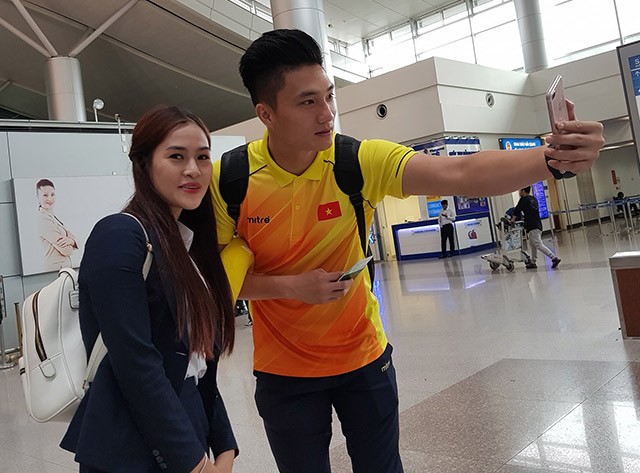 Sáng nay, Olympic Việt Nam lên đường dự ASIAD 18 - ảnh 5