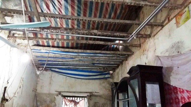 Éo le, nữ sinh mồ côi cha ngậm ngùi nhìn giấy báo nhập học ĐH Y - ảnh 1