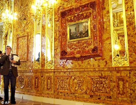 Khiếp sợ lời nguyền chết chóc trong căn phòng hổ phách - ảnh 7