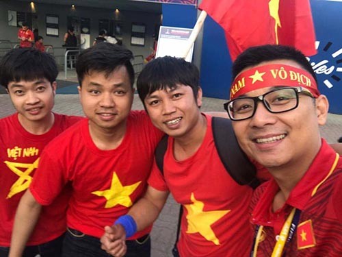 Người Việt ở Hàn Quốc tin đội tuyển Việt Nam sẽ chiến thắng - ảnh 1