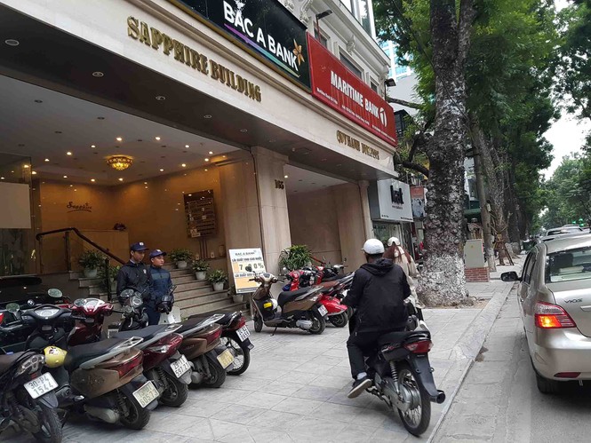 Vỉa hè lát đá tự nhiên tiền tỷ “uốn lượn mềm mại” - ảnh 3