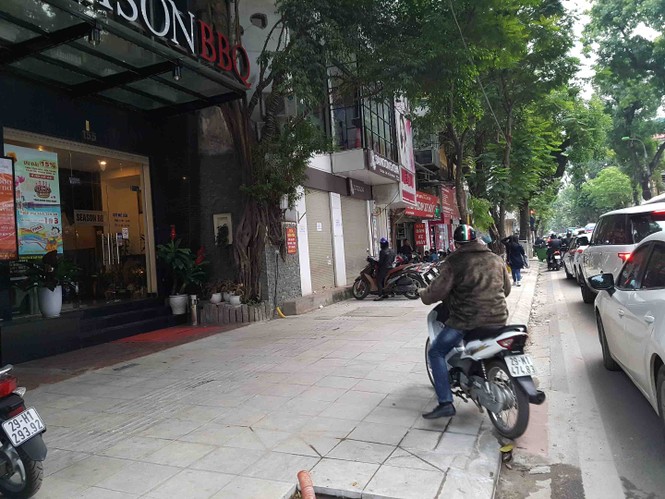 Vỉa hè lát đá tự nhiên tiền tỷ “uốn lượn mềm mại” - ảnh 5