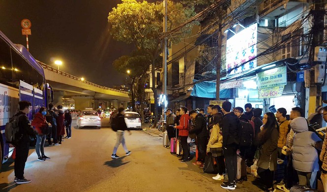 Hàng nghìn bạn trẻ đổ xô đi du lịch Sapa dịp nghỉ Tết - ảnh 6