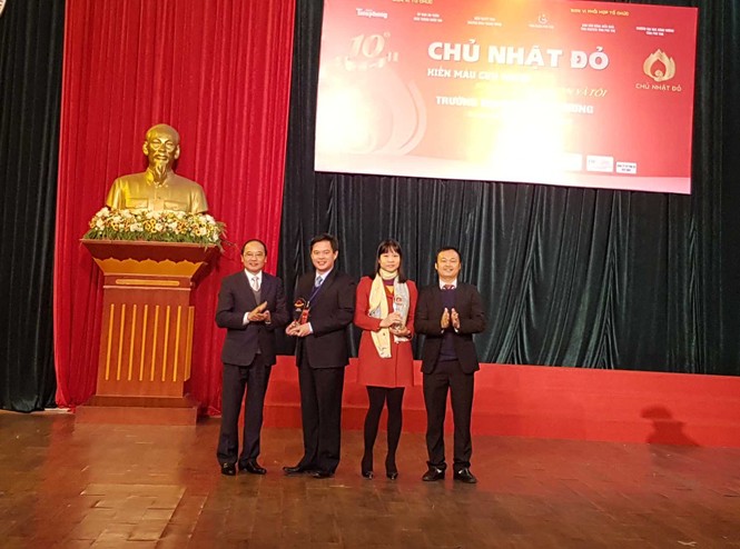 Sôi nổi ngày hội hiến máu trên đất tổ - ảnh 10