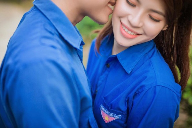 Độc đáo bộ ảnh cưới với áo Đoàn thanh niên - ảnh 7
