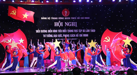 T.Ư Đoàn biểu dương 14 điển hình tiêu biểu học tập Bác Hồ - ảnh 1