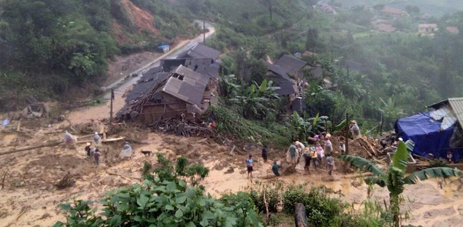 Côi cút, tang thương nơi rốn lũ Lai Châu - ảnh 15