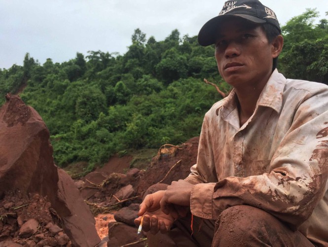 Côi cút, tang thương nơi rốn lũ Lai Châu - ảnh 6