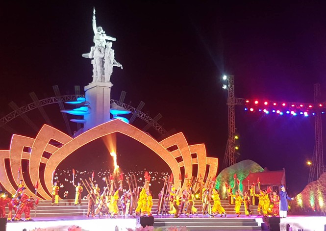 Linh thiêng chương trình nghệ thuật: Đồng Lộc – Bài ca bất tử - ảnh 17