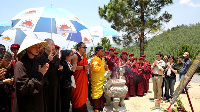 Vũng Chùa những ngày “biển động” - ảnh 1