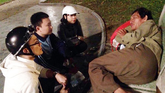 Đồng hành với người vô gia cư - ảnh 1