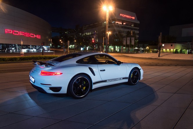 Porsche giới thiệu siêu phẩm đặc biệt 911 Turbo S GB Edition - ảnh 1