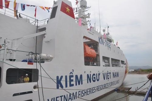 Chủ tịch nước kiểm tra tiến độ đóng tàu Kiểm ngư KN 782 - ảnh 1