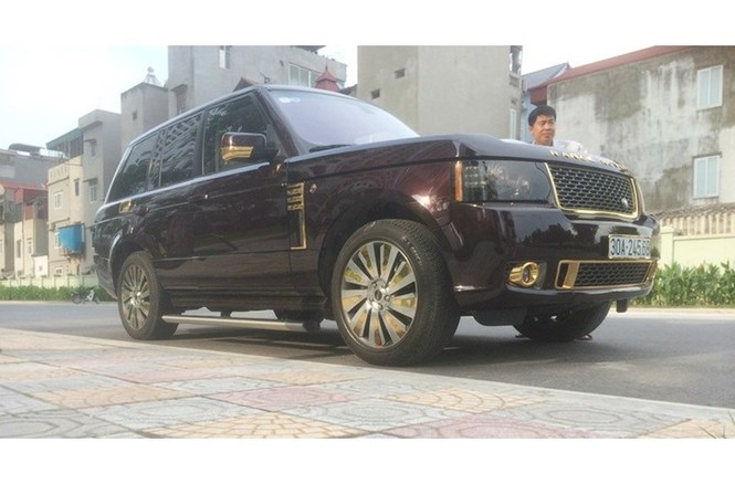 Đại gia sở hữu đôi siêu xe mạ vàng 24K - ảnh 2