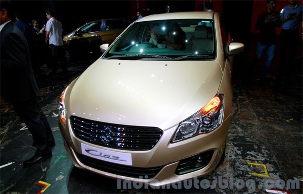 Ô tô Suzuki 242 triệu khiến Vios, Honda City 'tắt điện' - ảnh 2