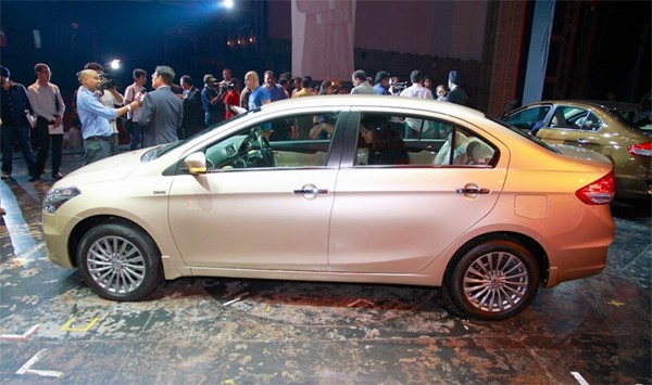 Ô tô Suzuki 242 triệu khiến Vios, Honda City 'tắt điện' - ảnh 3