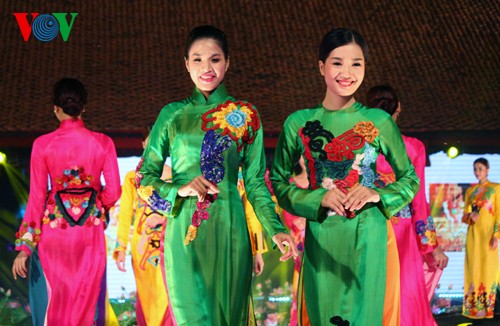 Ấn tượng đêm hội áo dài “Hương sắc Hà Nội” - ảnh 10