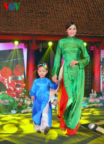 Ấn tượng đêm hội áo dài “Hương sắc Hà Nội” - ảnh 7