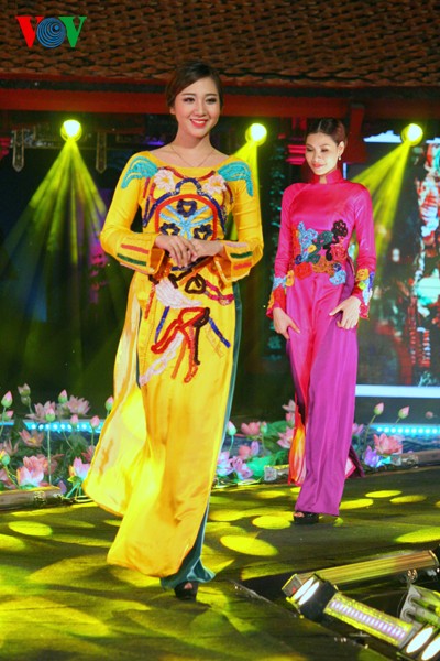 Ấn tượng đêm hội áo dài “Hương sắc Hà Nội” - ảnh 9