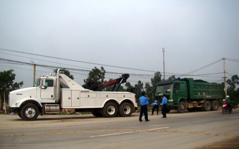 Xuất hiện xe đặc chủng 13 tỷ đồng chuyên ‘bắt’ xe quá tải - ảnh 5