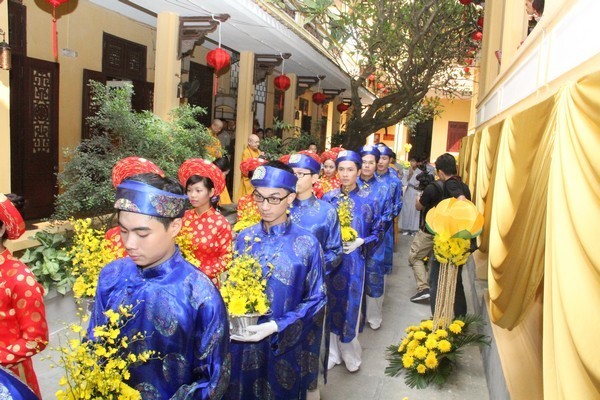 Ái nữ của bà chủ Tập đoàn Nam Cường làm lễ cưới tại chùa - ảnh 3