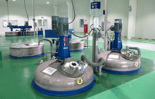 Ngoài ốc vít, Việt Nam có sản xuất được sơn ôtô? - ảnh 2