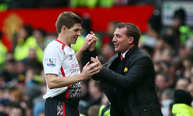 Lấy lòng thầy, Gerrard bán rẻ biệt thự - ảnh 1